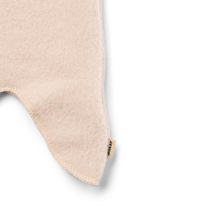 Шапка-шлем из шерсти мериноса Wheat "Eli Pale Lilac", нежно-розовая